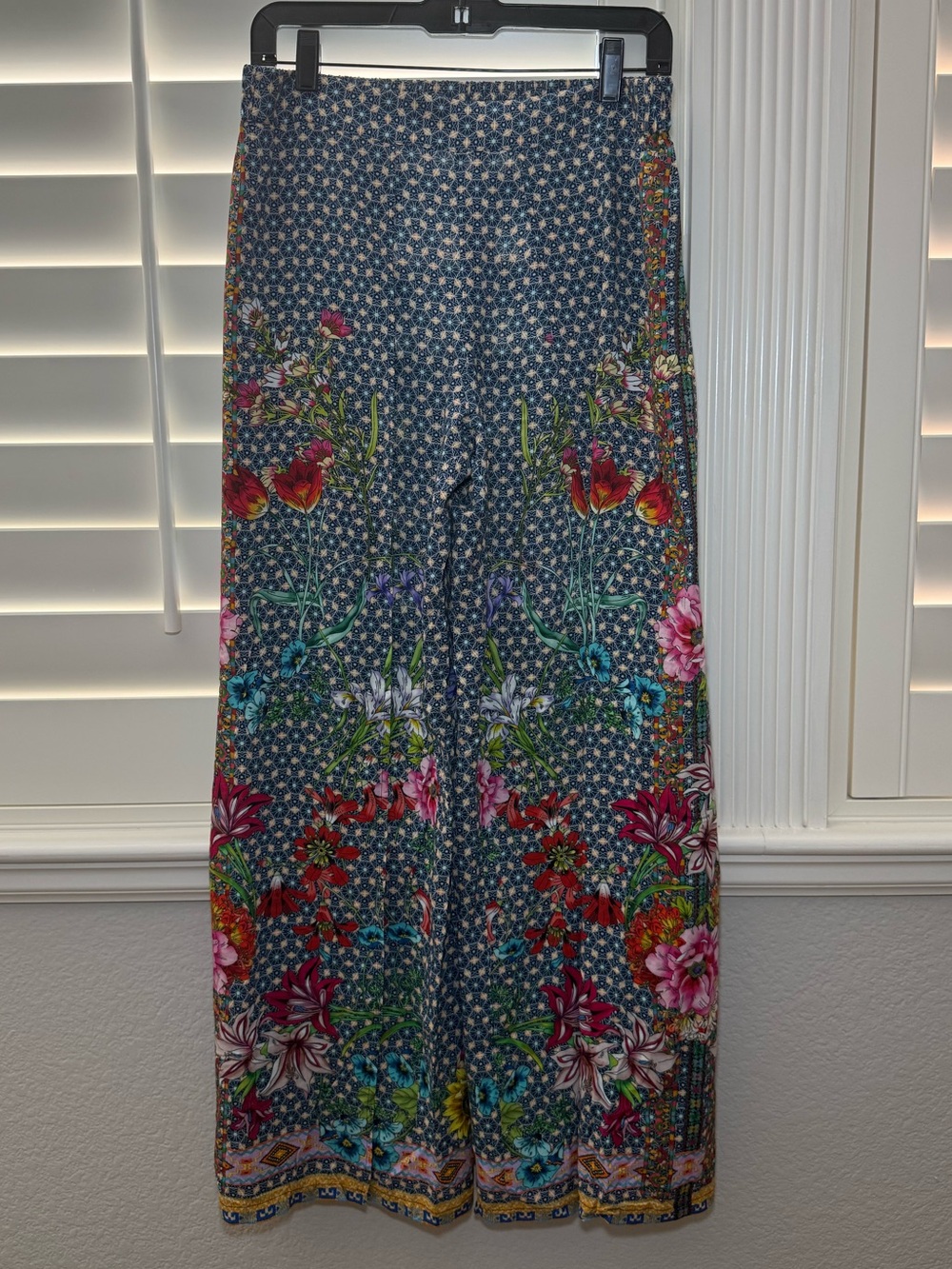 Johnny Was Navy Floral Border Split Wide Leg Pants Size Small Boho Viscose